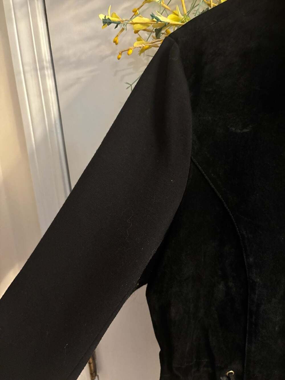IMAN Global Chic Women's Black Suede Leather Asymmetrical Moto Jacket - Picture 4 of 5
